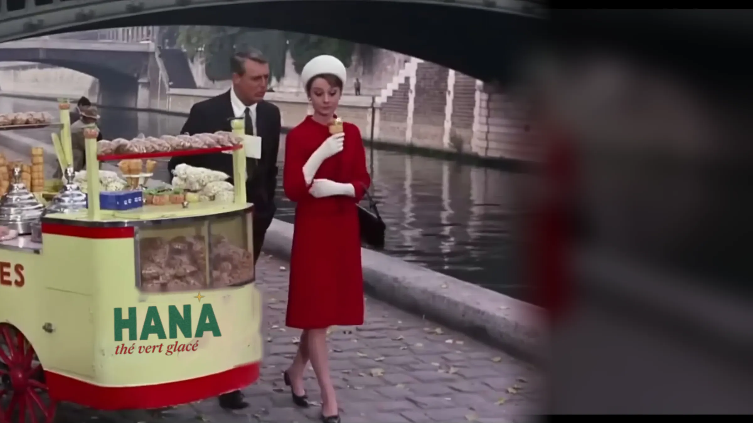 Charade (1963): the ice-cream cart re-labeled HANA Green Tea